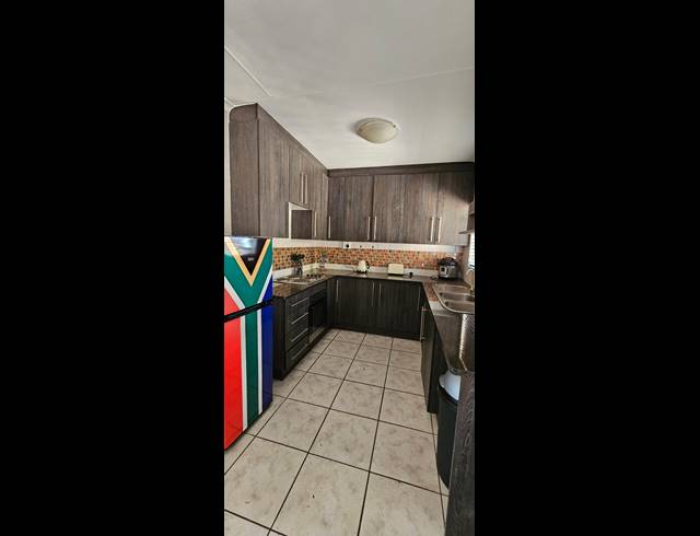 3 BEDROOM SECTIONAL TITLE FOR SALE IN SAFARI GARDENS